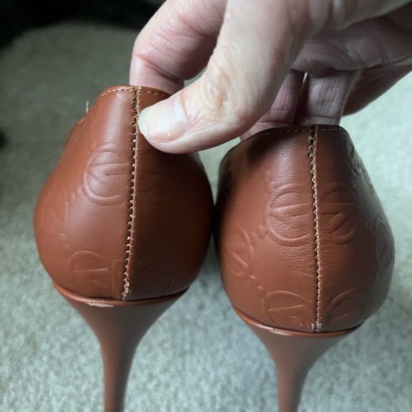 NWT Valentino Clara logo pumps - Picture 8 of 12